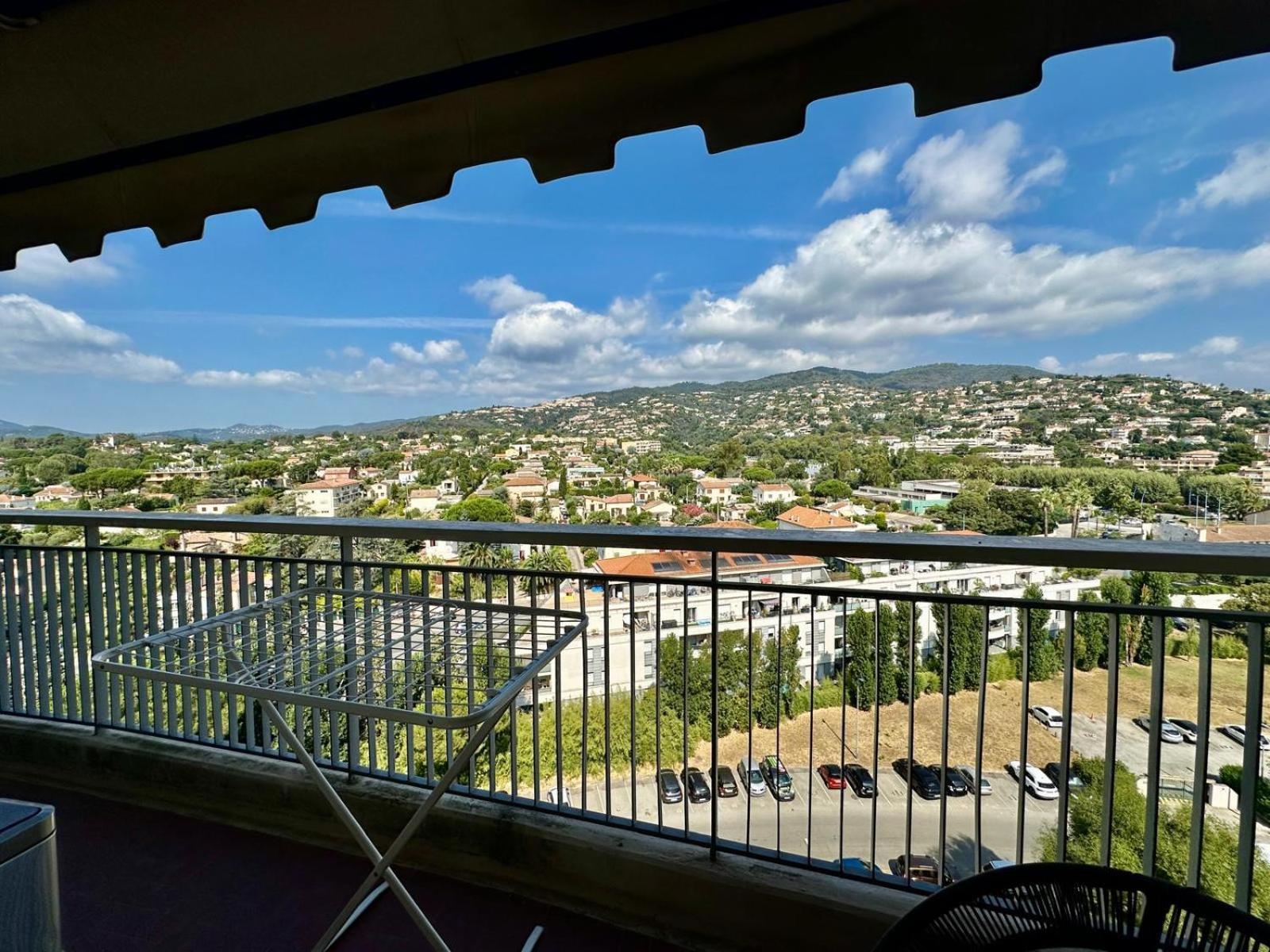 Appartement T3 De Standing Vue Mer Et Marina Mandelieu Exterior foto